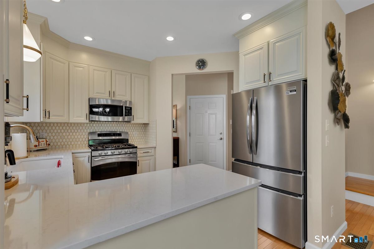 105 Turtlebrook Lane Bristol CT 06010