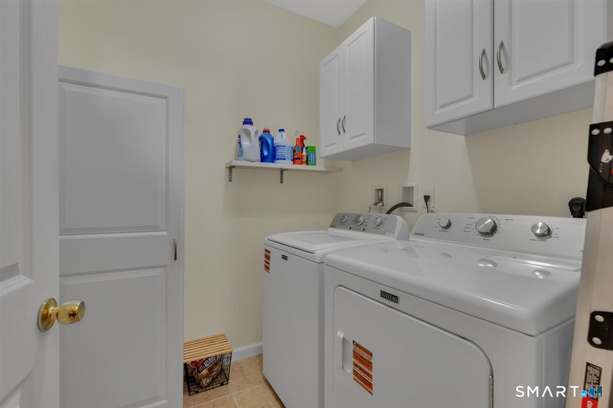 105 Turtlebrook Lane Bristol CT 06010