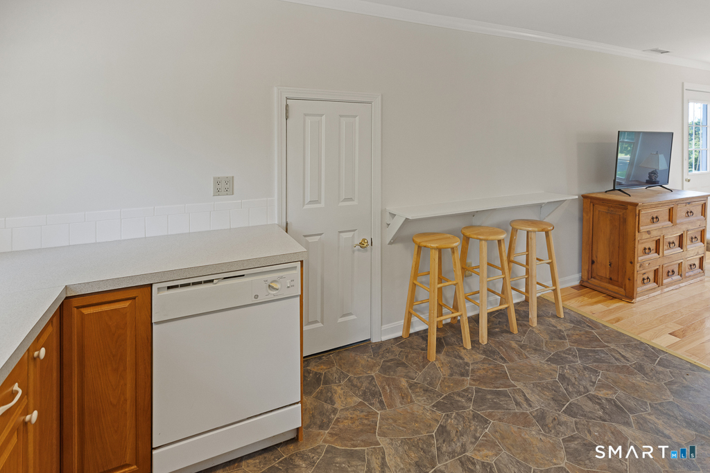 2 Sterling Drive Clinton CT 06413