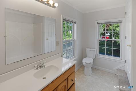 2 Sterling Drive Clinton CT 06413