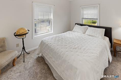 2 Sterling Drive Clinton CT 06413