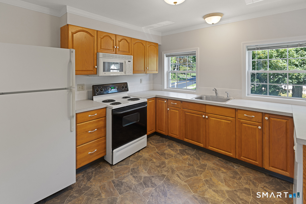 2 Sterling Drive Clinton CT 06413