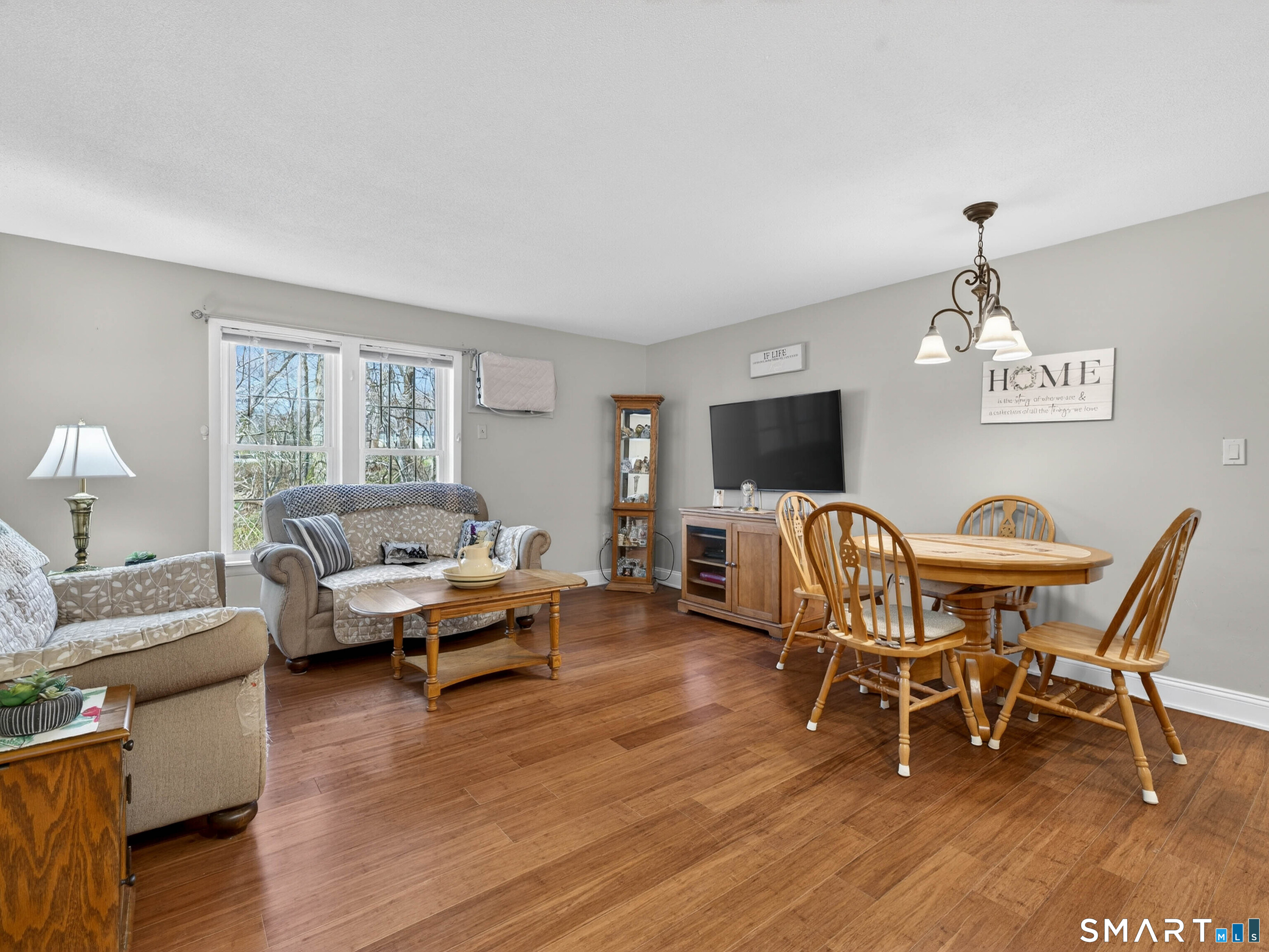 82 Sunset Street Waterford CT 06385