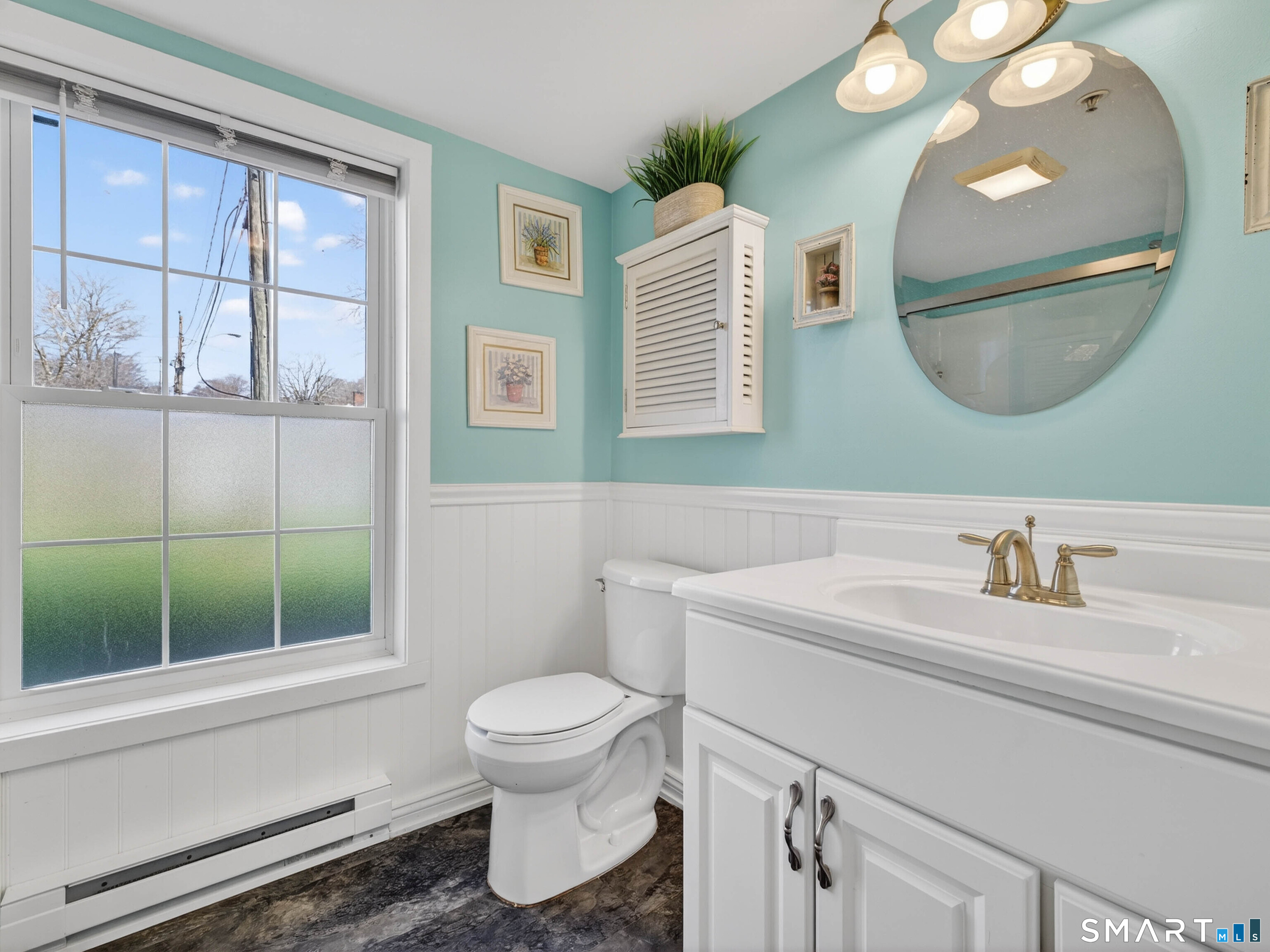 82 Sunset Street Waterford CT 06385