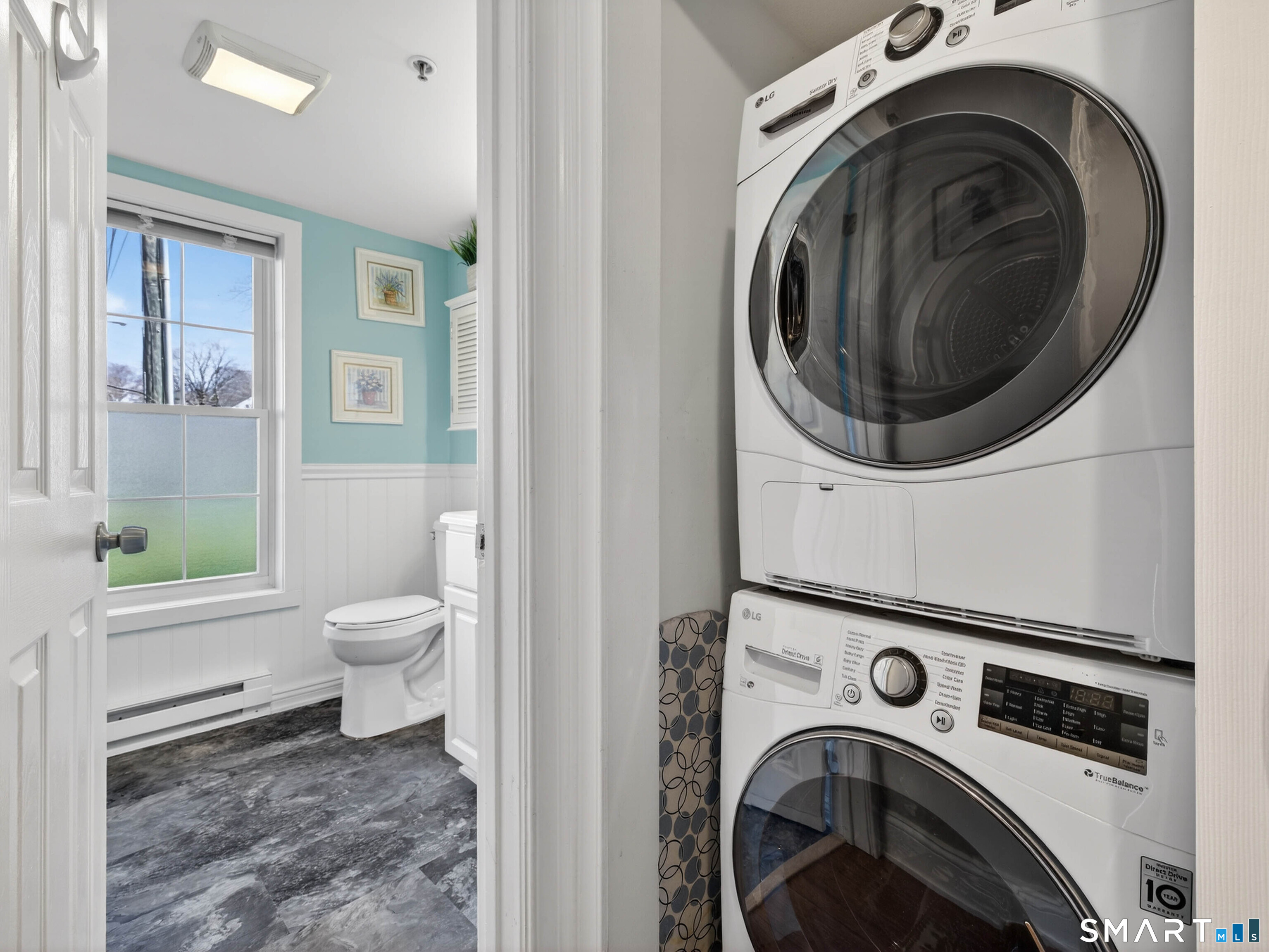 82 Sunset Street Waterford CT 06385