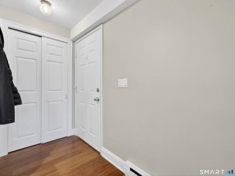 82 Sunset Street Waterford CT 06385