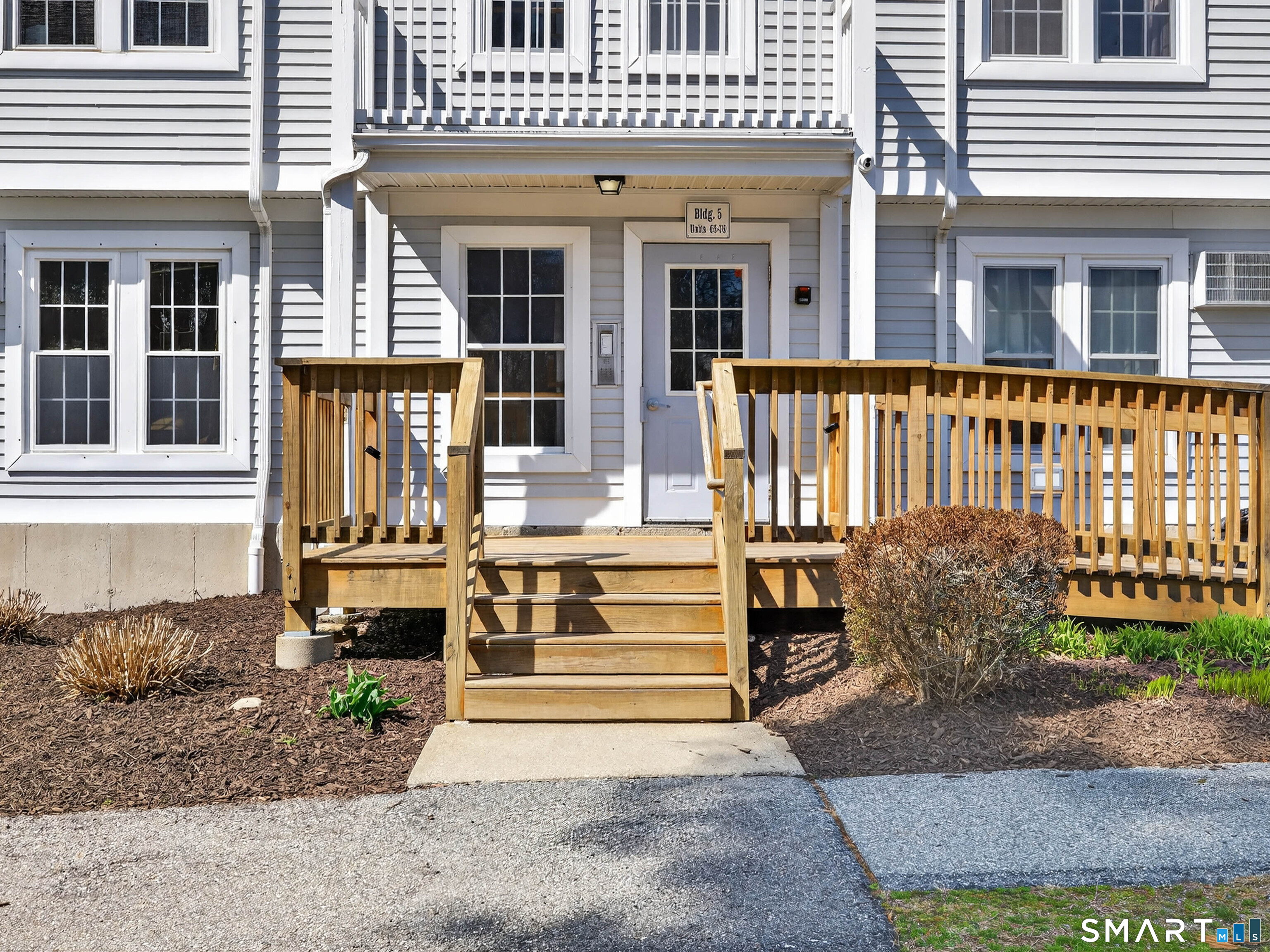 82 Sunset Street Waterford CT 06385