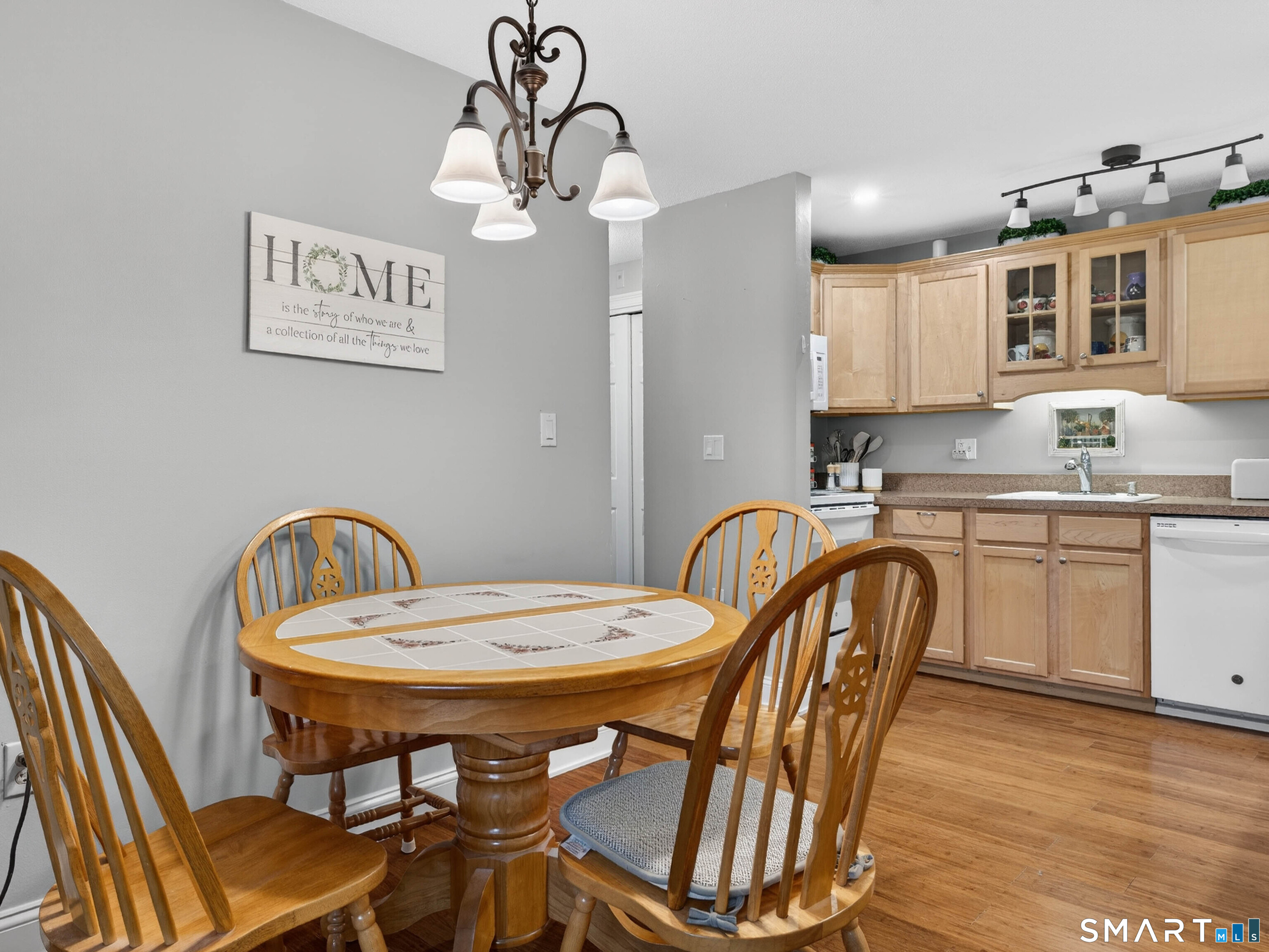 82 Sunset Street Waterford CT 06385