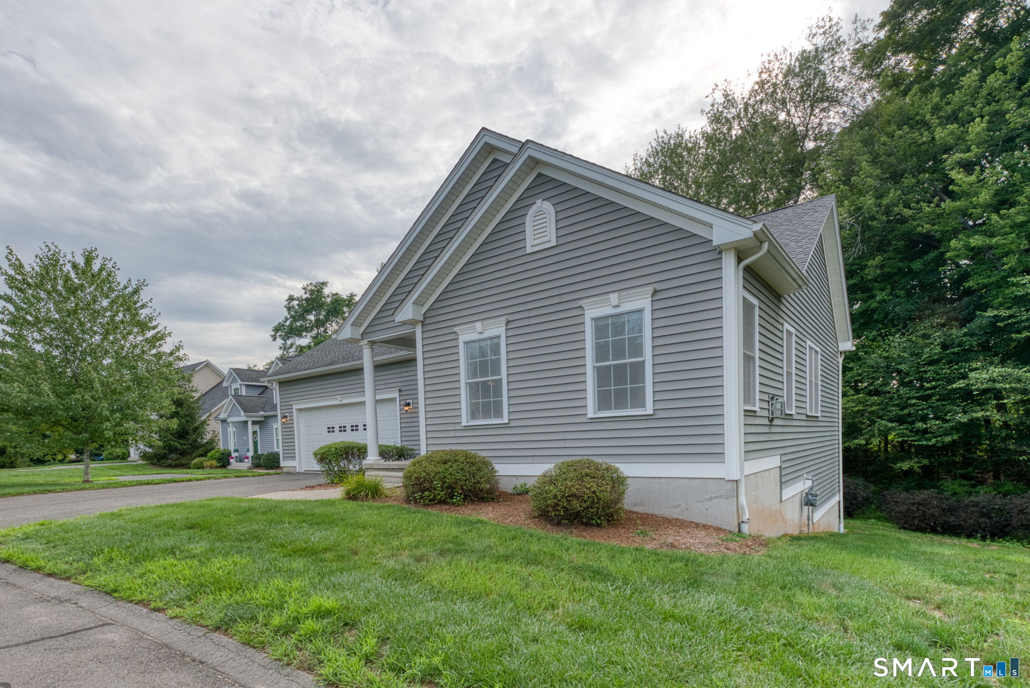 9 Chapman Chase Windsor Locks CT 06096