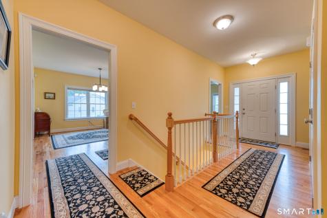 9 Chapman Chase Windsor Locks CT 06096