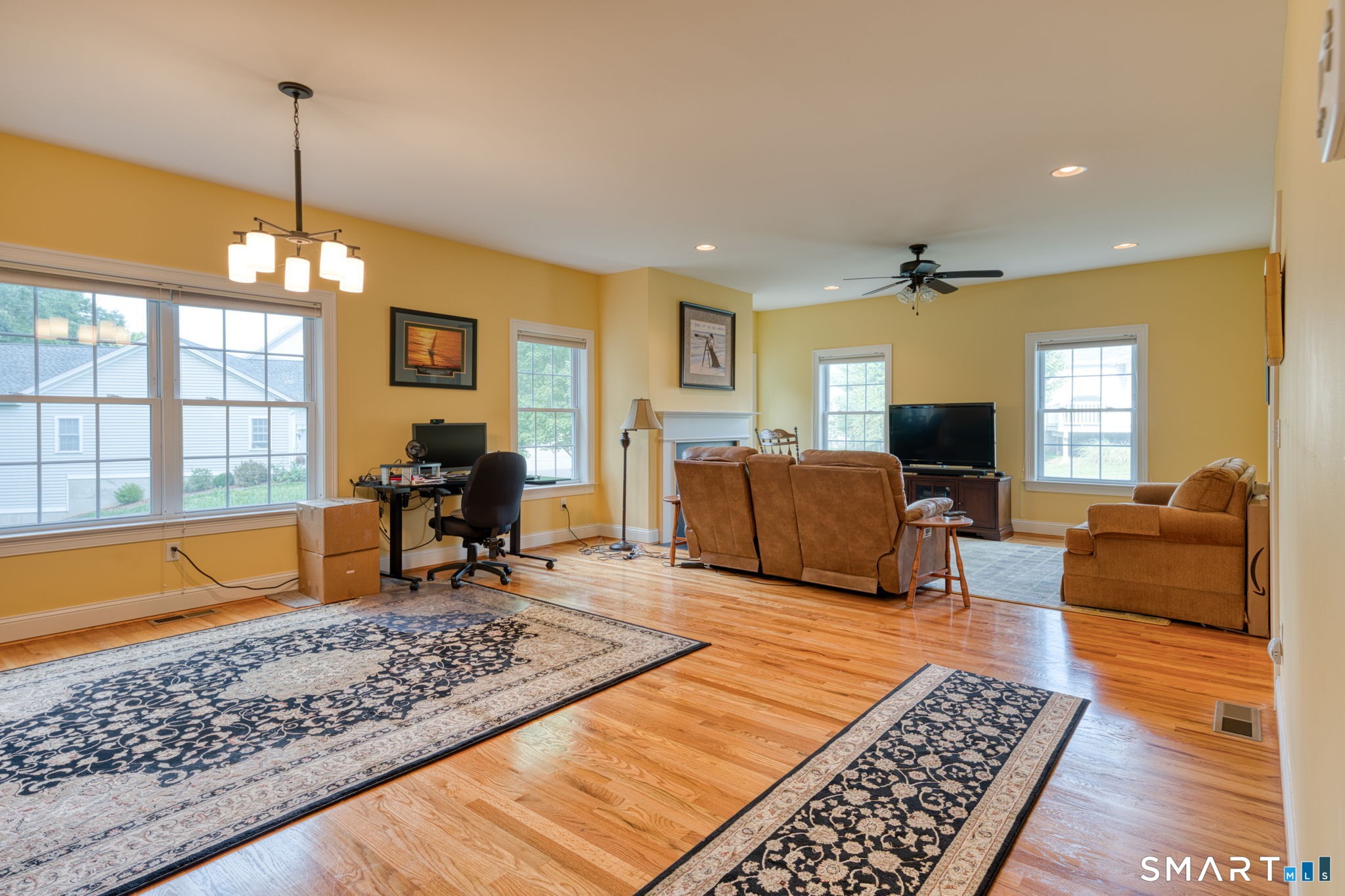 9 Chapman Chase Windsor Locks CT 06096