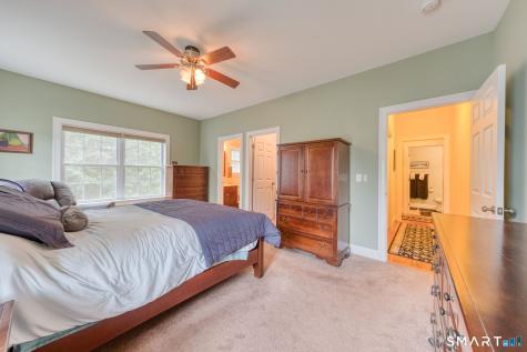 9 Chapman Chase Windsor Locks CT 06096