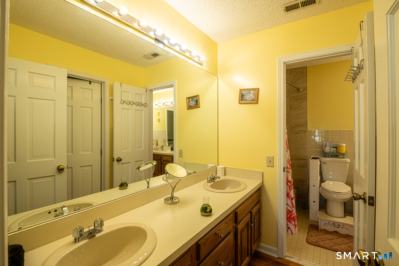 55 Mill Plain Road Danbury CT 06811