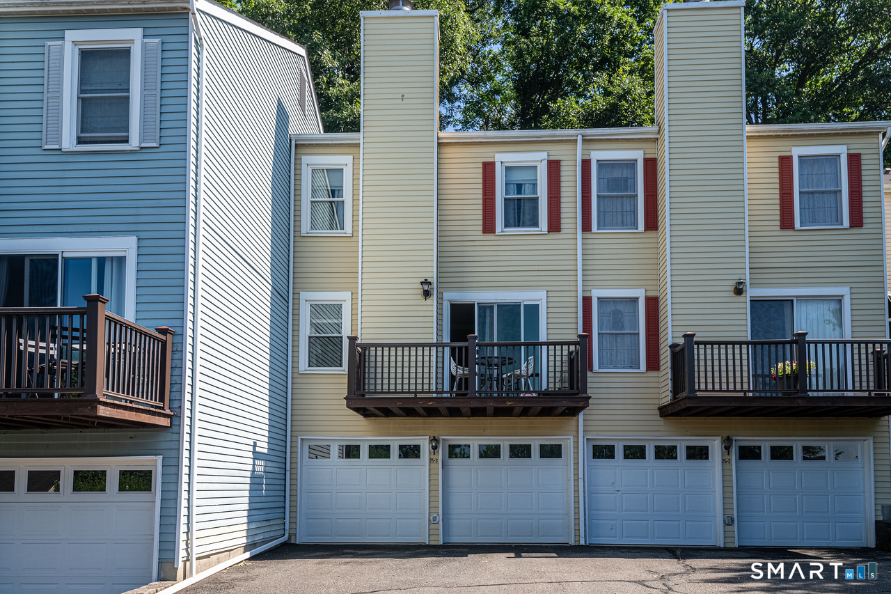 55 Mill Plain Road Danbury CT 06811