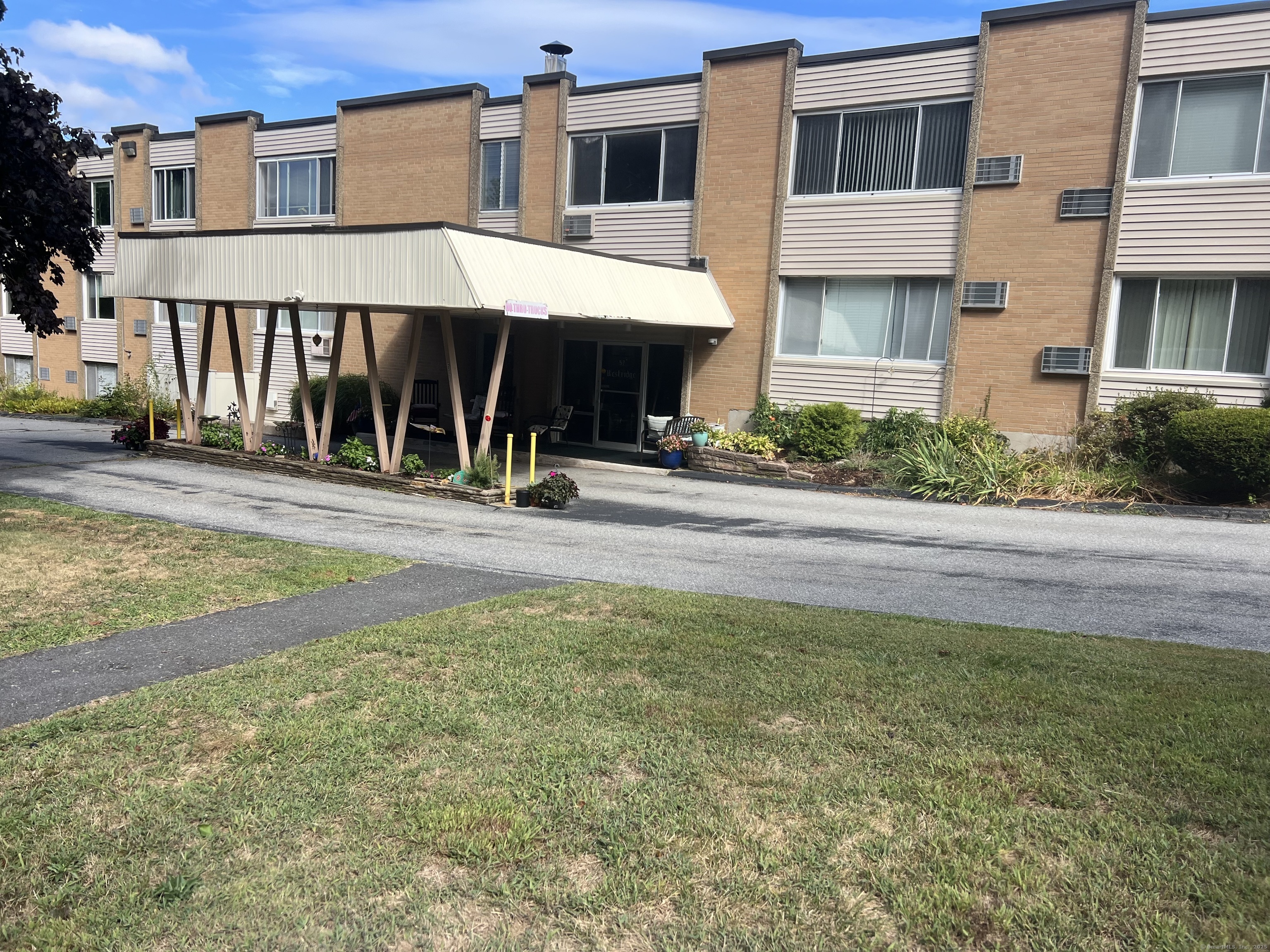 57 Westridge Road New London CT 06320