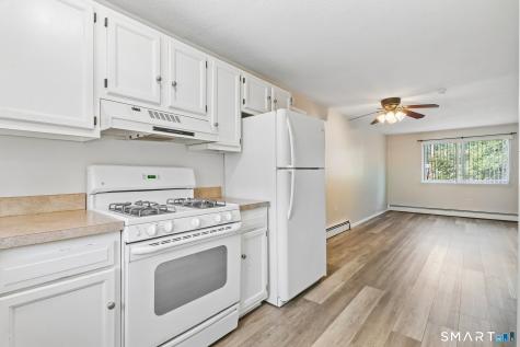 26 Evergreene Wallingford CT 06492