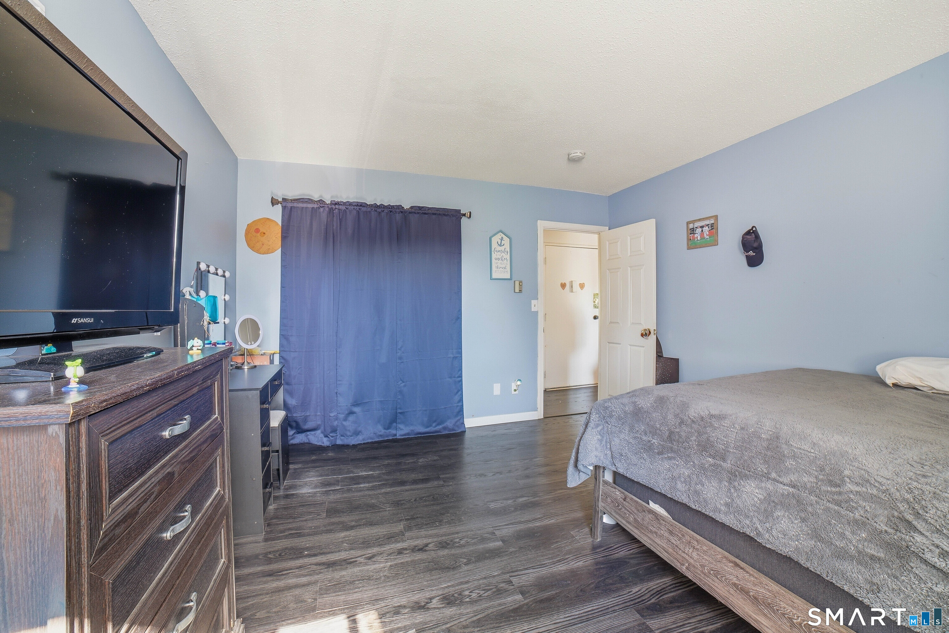 6 Sterling Village Meriden CT 06450