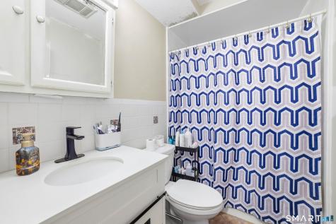 6 Sterling Village Meriden CT 06450
