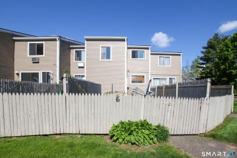 6 Sterling Village Meriden CT 06450
