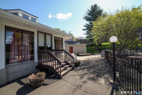 6 Sterling Village Meriden CT 06450