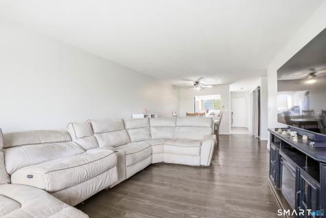 6 Sterling Village Meriden CT 06450