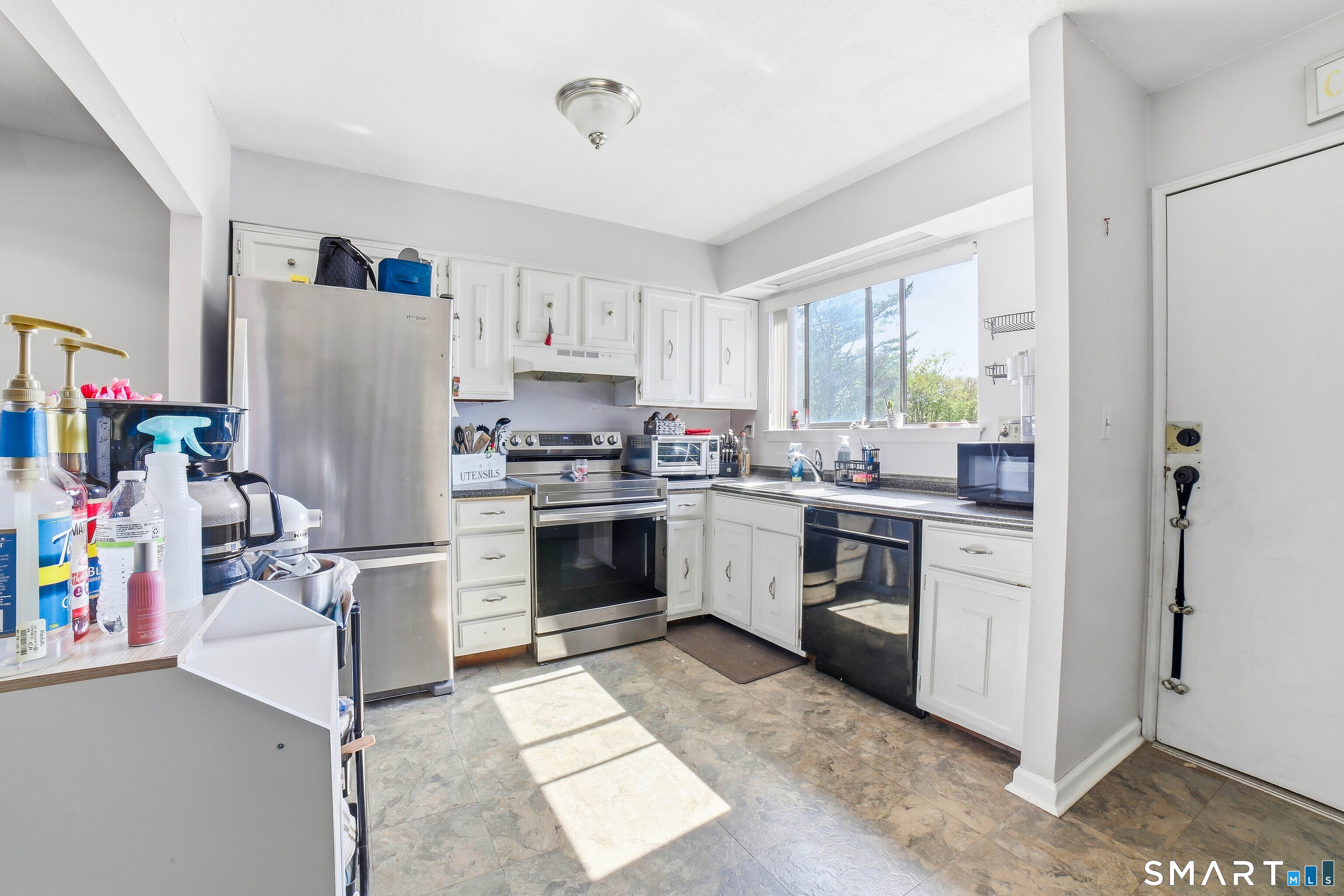 6 Sterling Village Meriden CT 06450