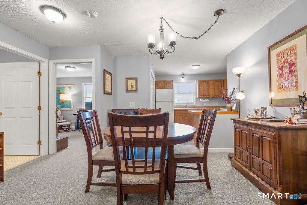 39 Commodore Commons Derby CT 06418