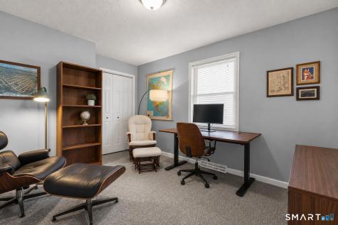 39 Commodore Commons Derby CT 06418