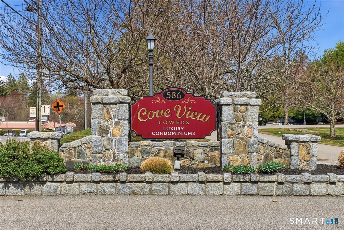 586 West Thames Street Norwich CT 06360