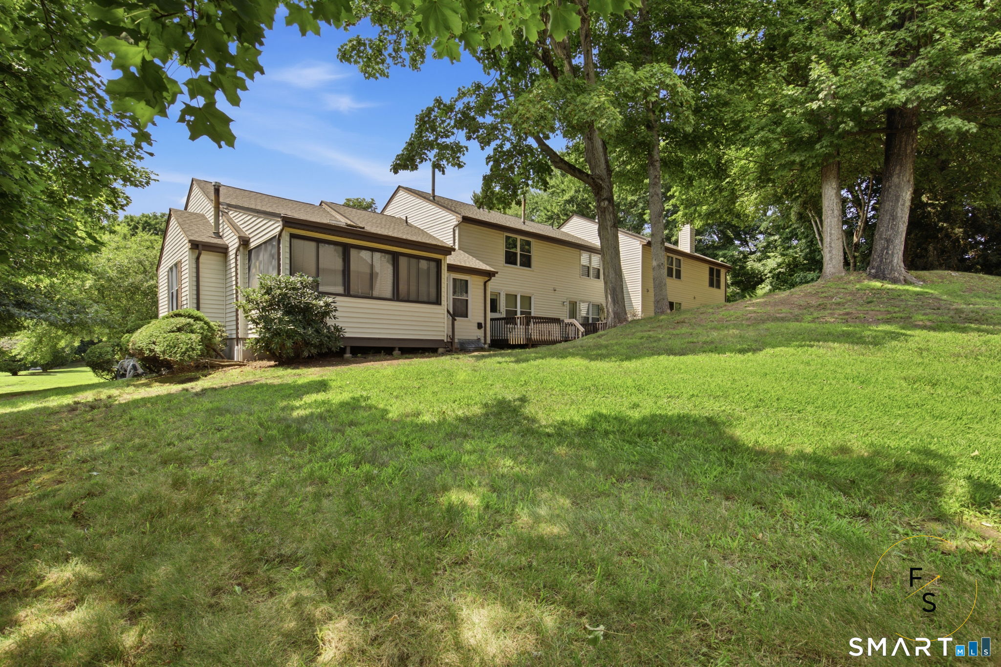2 Oak Forest Drive Manchester CT 06042