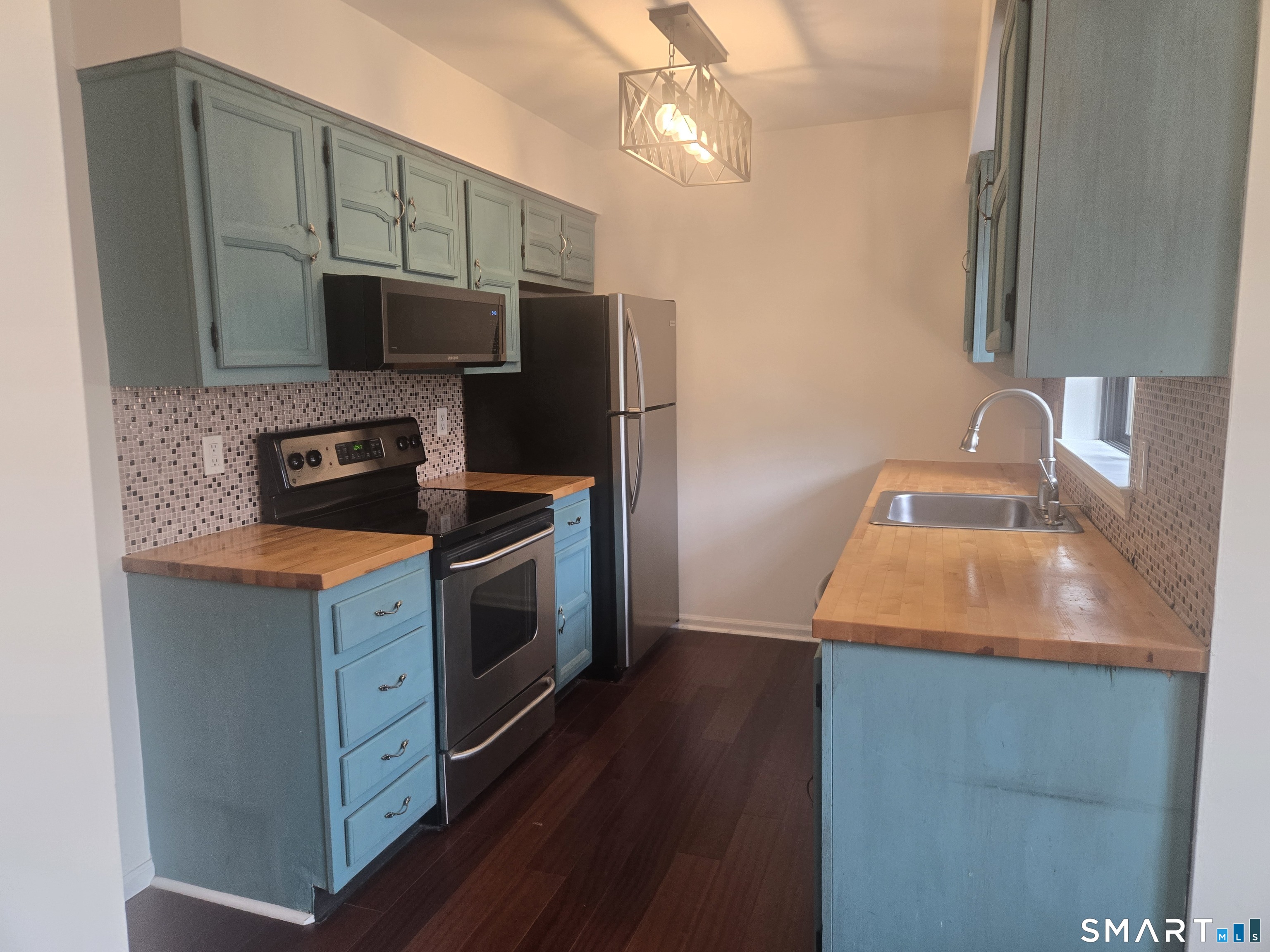 116 Foxwood Close Milford CT 06461
