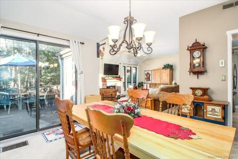 25 Heritage Crest Southbury CT 06488