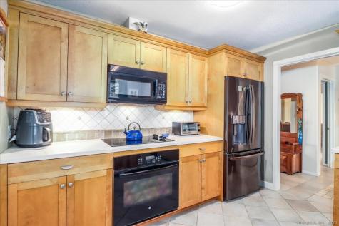 25 Heritage Crest Southbury CT 06488
