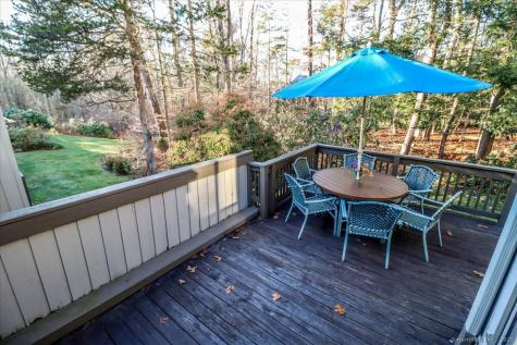 25 Heritage Crest Southbury CT 06488