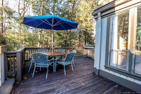 25 Heritage Crest Southbury CT 06488
