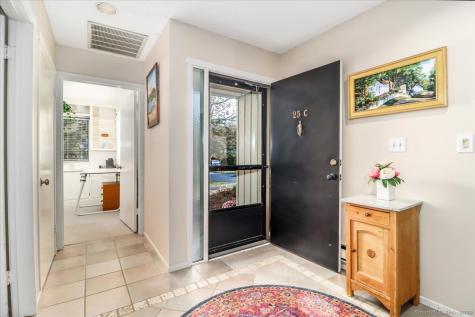 25 Heritage Crest Southbury CT 06488