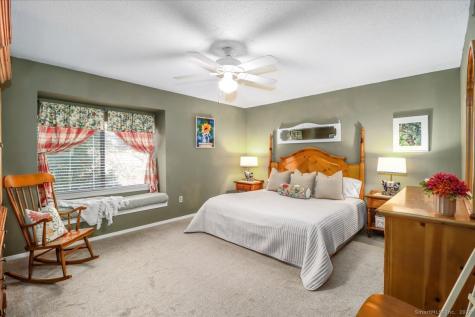 25 Heritage Crest Southbury CT 06488