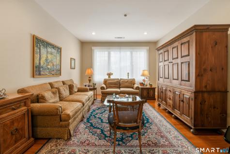 1 King Philip Drive West Hartford CT 06117