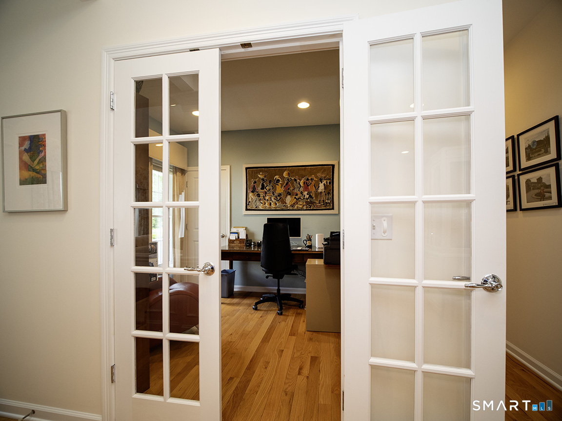 3 Wadsworth Lane Cheshire CT 06410