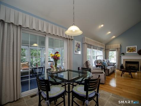 3 Wadsworth Lane Cheshire CT 06410