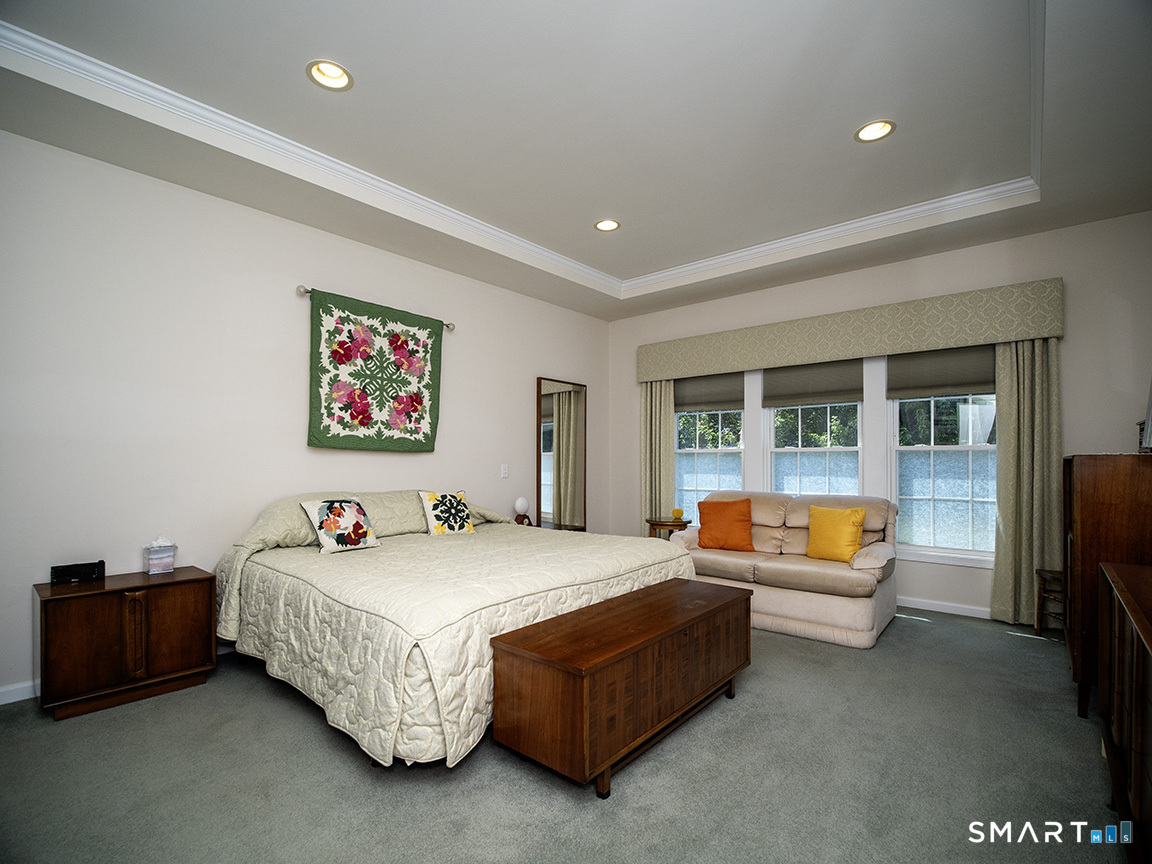 3 Wadsworth Lane Cheshire CT 06410