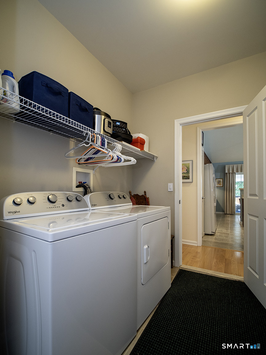 3 Wadsworth Lane Cheshire CT 06410
