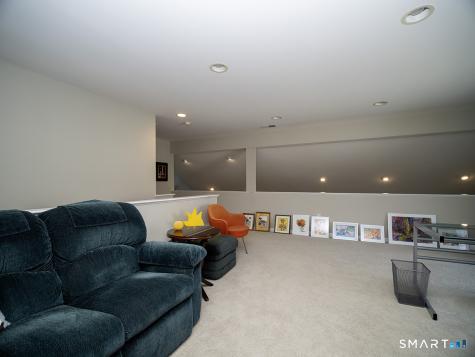 3 Wadsworth Lane Cheshire CT 06410