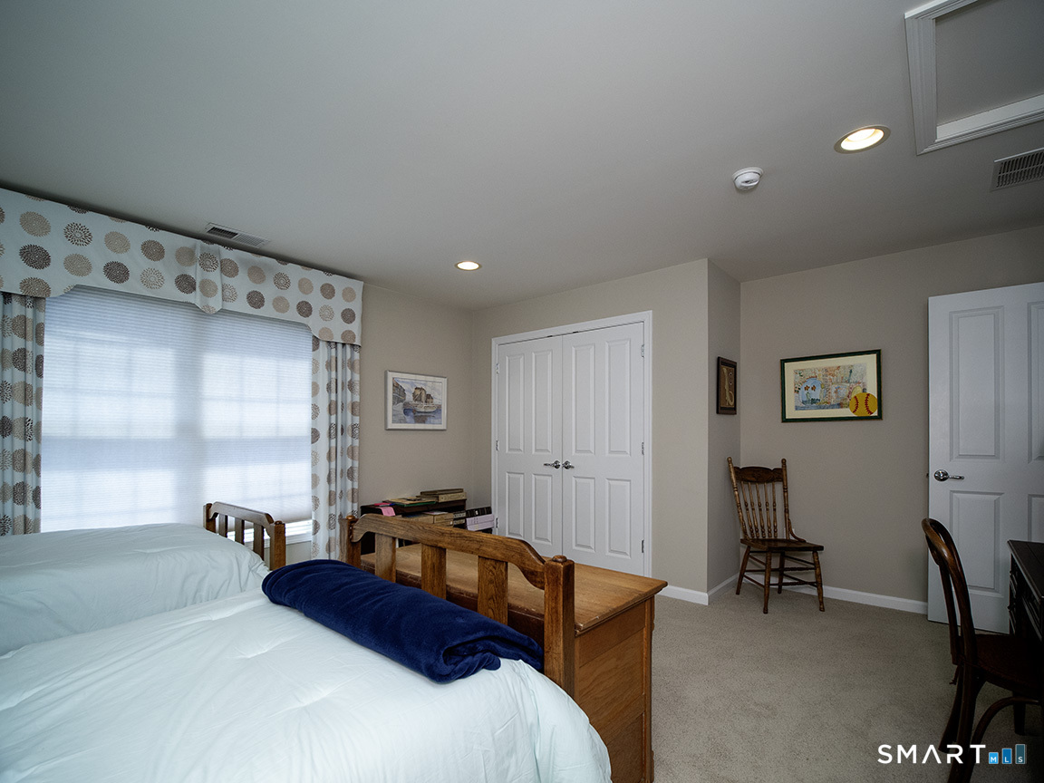 3 Wadsworth Lane Cheshire CT 06410