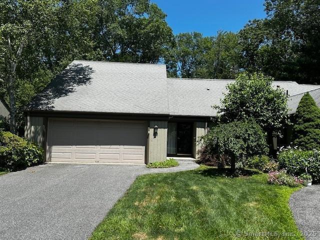 4 Heritage Crest Southbury CT 06488