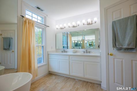 82 Kingswood Drive Bethel CT 06801