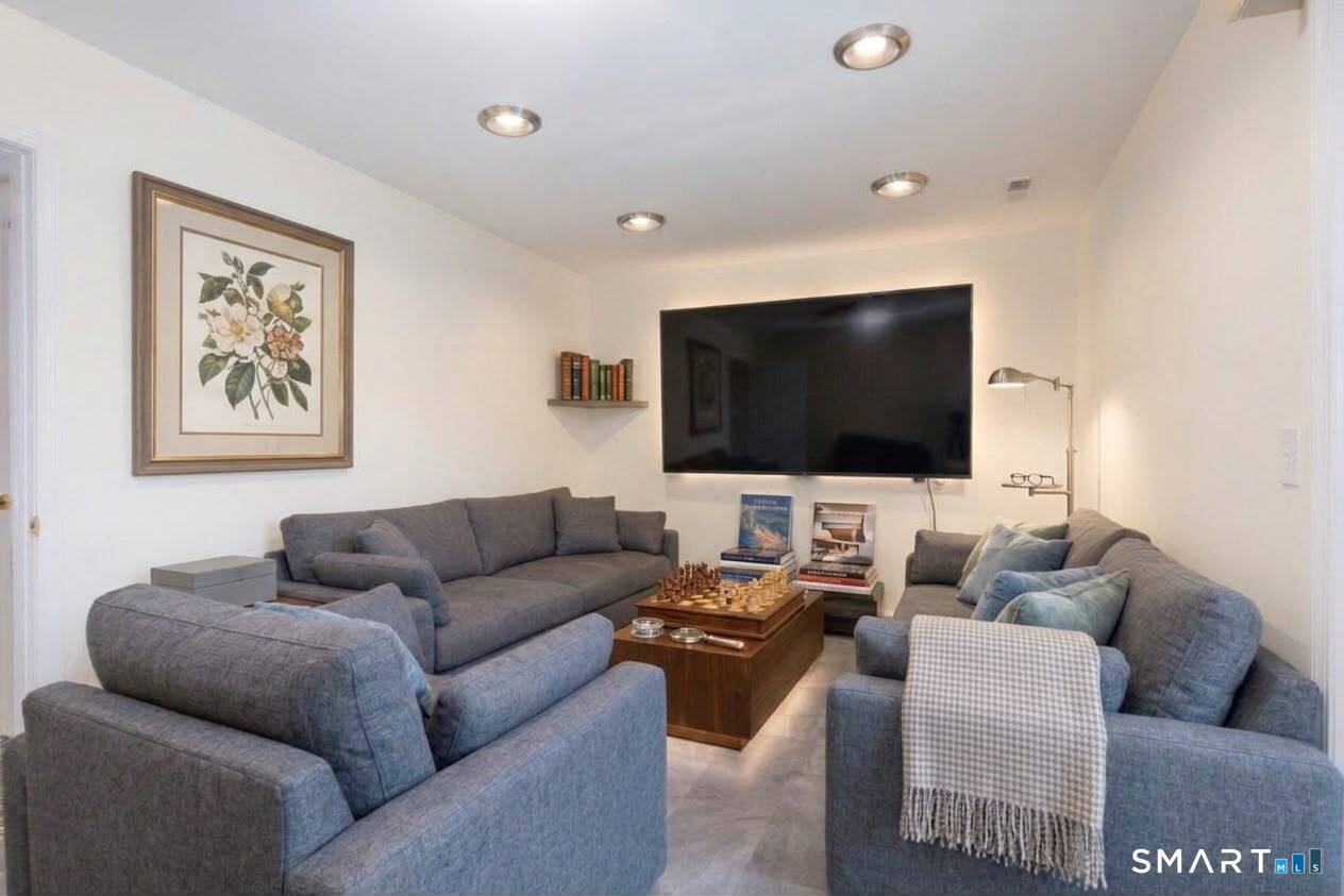 82 Kingswood Drive Bethel CT 06801