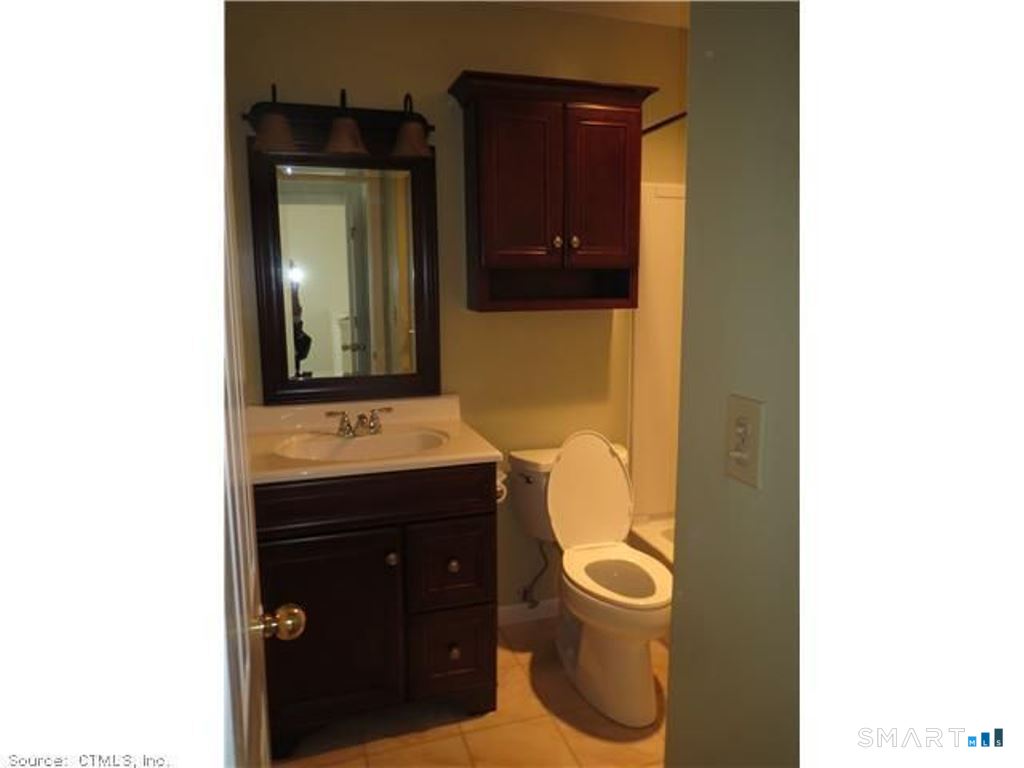 105 The Mews Rocky Hill CT 06067
