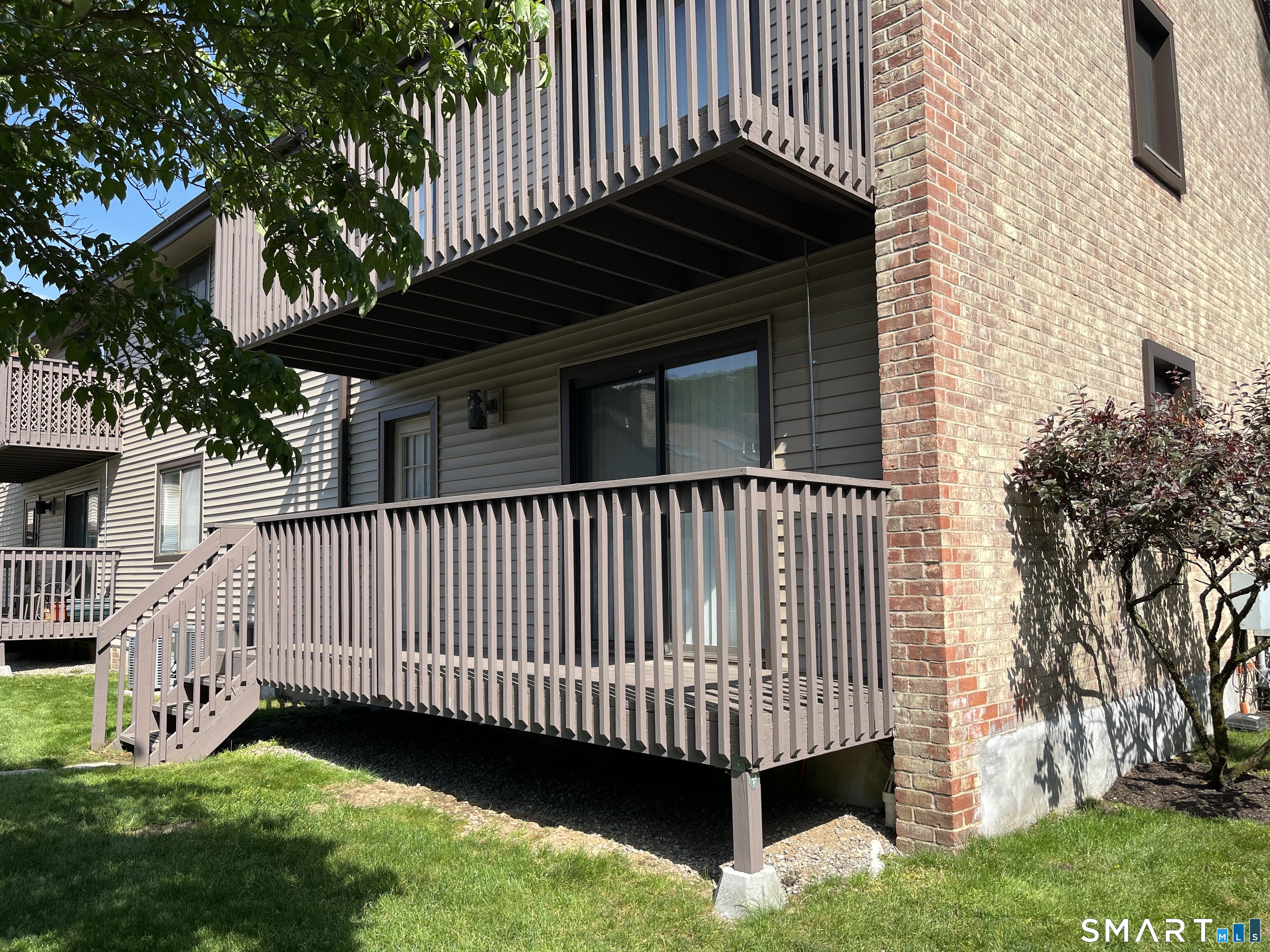 2437 Bedford Street Stamford CT 06905