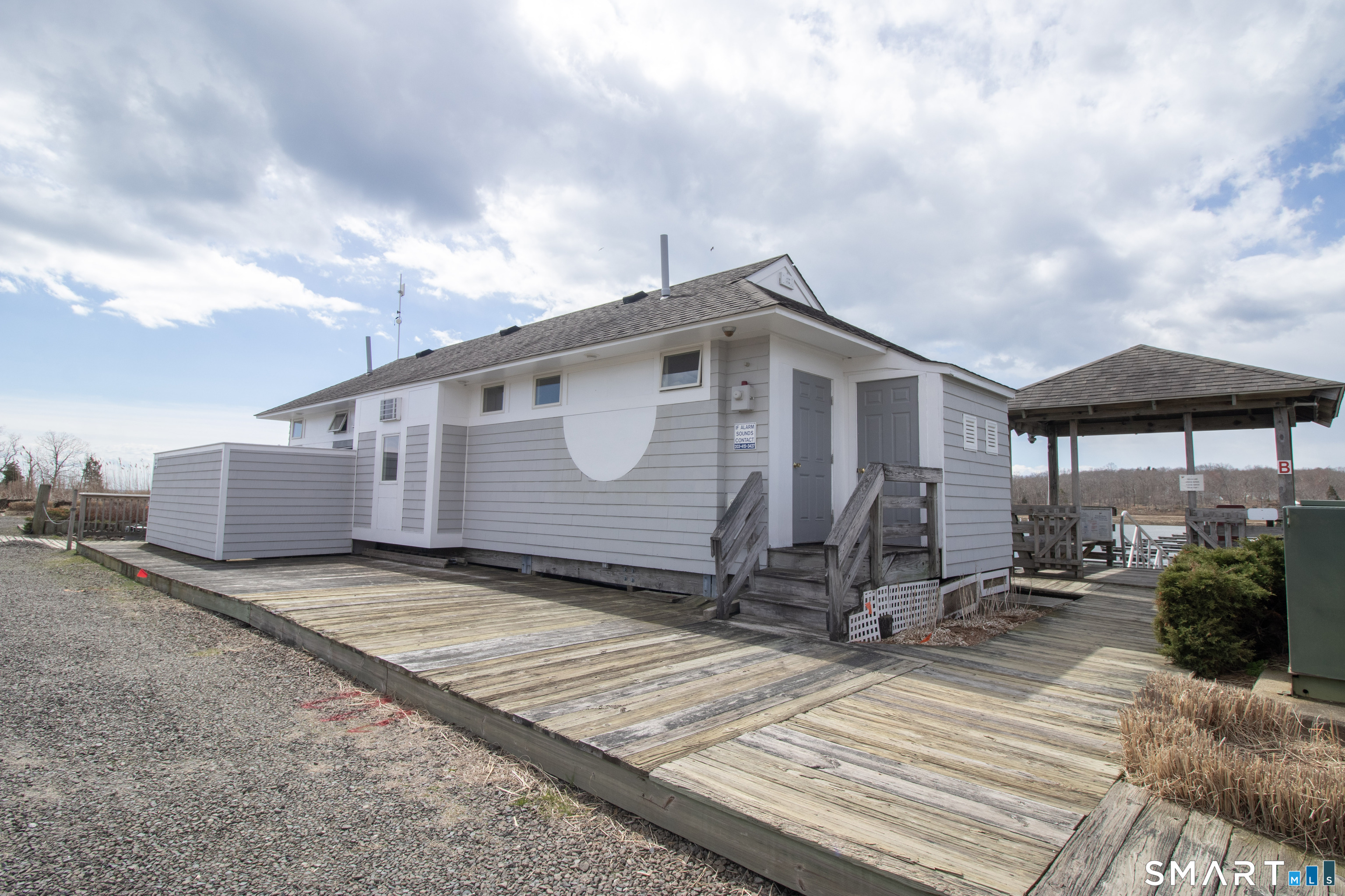 379 Whitfield Street Guilford CT 06437